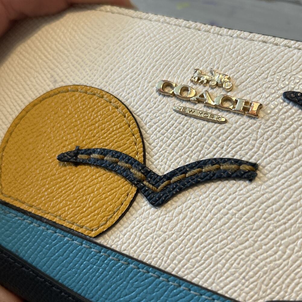 Coach Zip Around Wallet Sunset Bird Lake Motif *read* - Picture 3 of 11